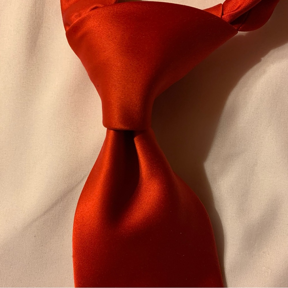 Stacy Adams Solid Necktie And Handkerchief